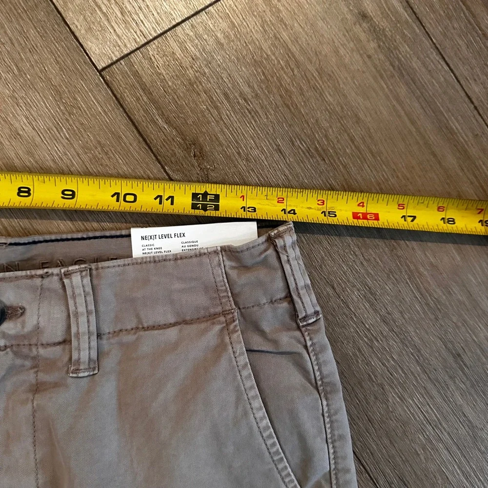 American Eagle Mens Ne(x)t Level Flex Classic Khaki Shorts Tan Size 32 NWT